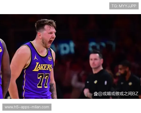 东契奇三双助力湖人3连胜升至第三 四大功臣数据揭示背后秘密 东契奇三双助力湖人3连胜升至第三 四大功臣数据揭示背后秘密