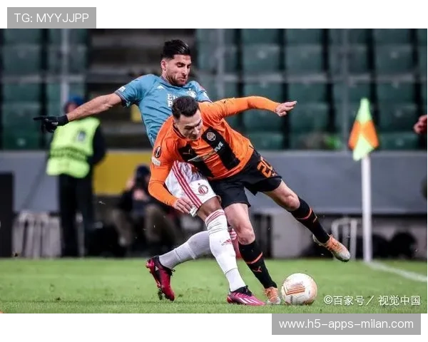 美因茨与佛罗伦萨欧战历史较量深度解析与对决趋势分析 美因茨与佛罗伦萨欧战历史较量深度解析与对决趋势分析