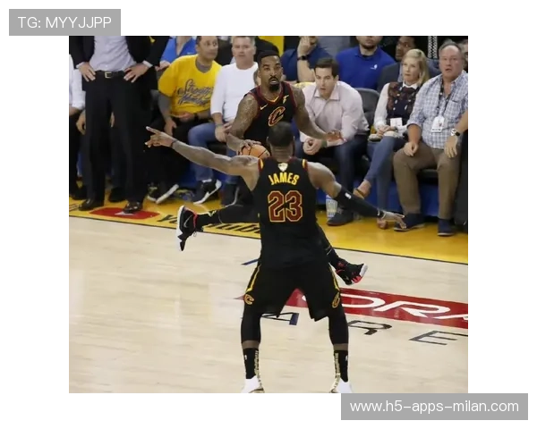 史密斯炮轰詹姆斯“山羊”论,湖人总冠军概率遭拷问! 史密斯炮轰詹姆斯“山羊”论,湖人总冠军概率遭拷问!