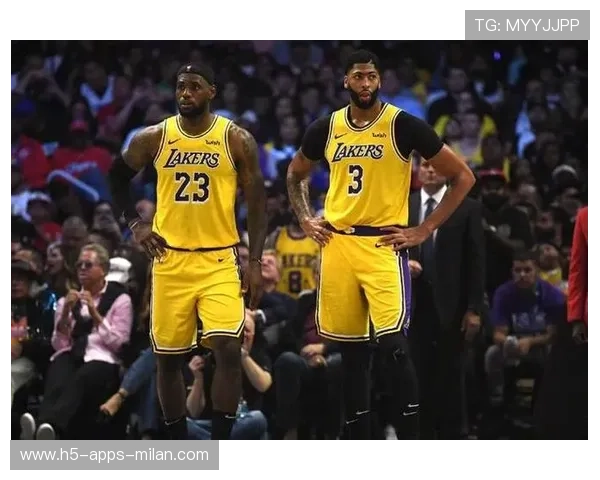 湖人得分端仍靠詹眉,明星组合决定赛季成败 湖人得分端仍靠詹眉,明星组合决定赛季成败