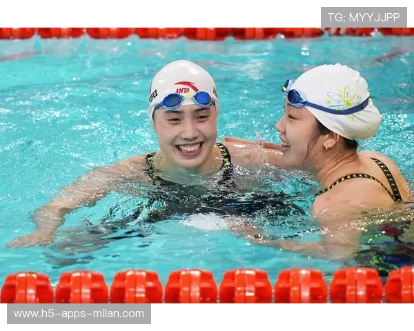 世界游泳冠军赛:蝶泳大战刷新赛季纪录 世界游泳冠军赛:蝶泳大战刷新赛季纪录