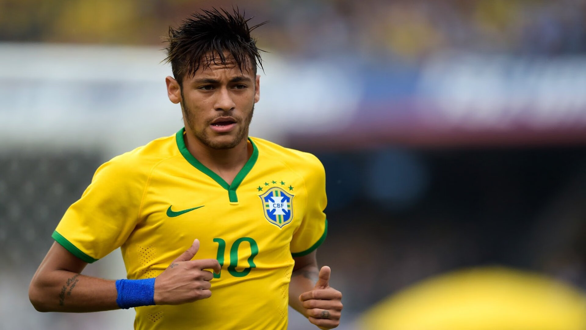 “武汉马拉松赛:决胜时刻,谁能迎风而上?”